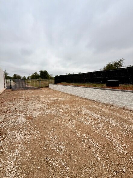 More Photos Of 6011 Highway 37, Tuttle Freestanding For Lease