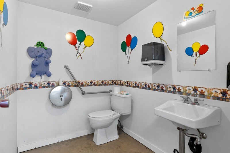 More Photos Of 360 Spedding Crt, Kelowna Warehouse For Sale