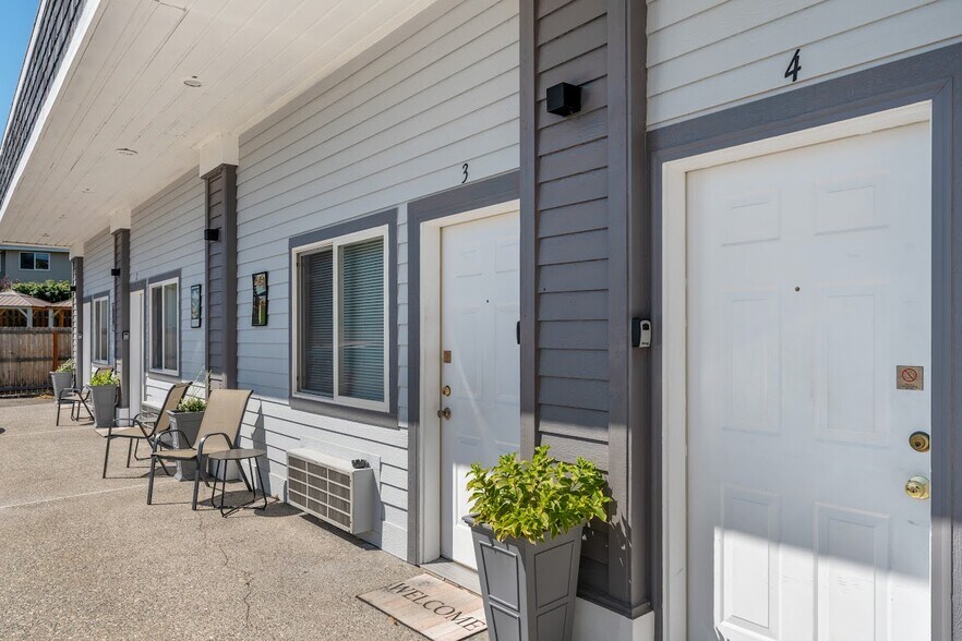 More Photos Of 200 Wapato Ct, Manson Hotel For Sale