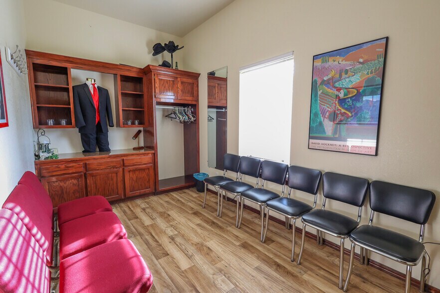 More Photos Of 33429 NCR 3270 Rd, Davis Lodge Meeting Hall For Sale