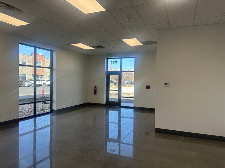 More Photos Of 4272 Zevex Park Lane ln, Murray Warehouse For Lease