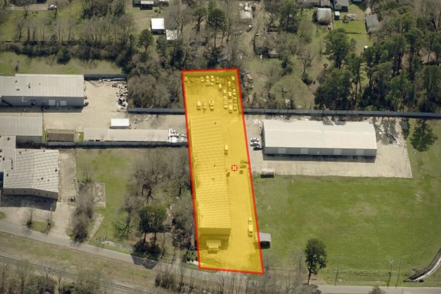 More Photos Of 2723 Standard Oil Rd, Shreveport Warehouse For Lease