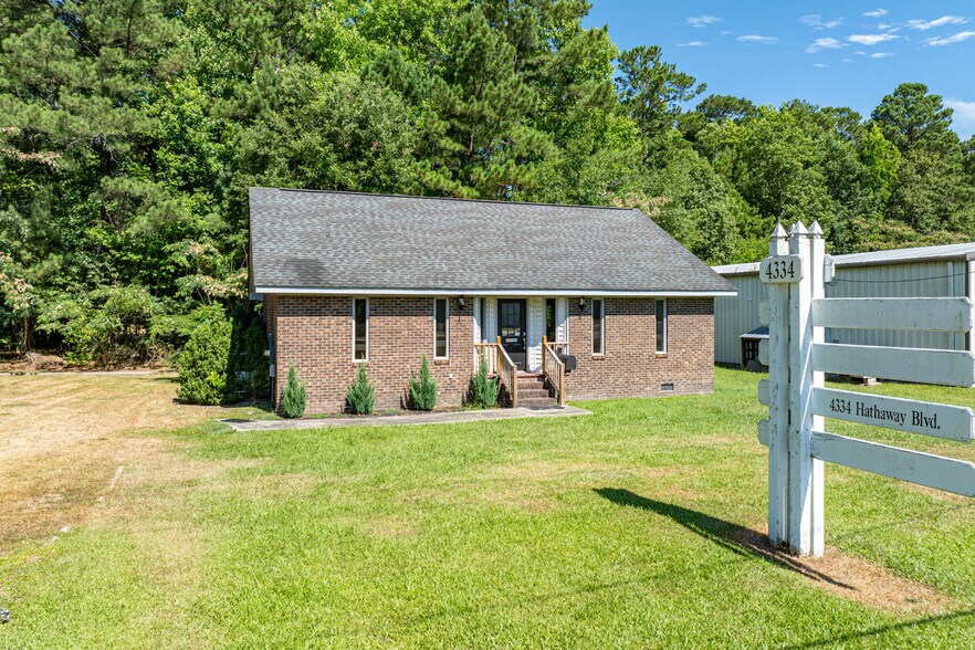 More Photos Of 4334 S Hathaway Blvd, Rocky Mount Medical For Lease