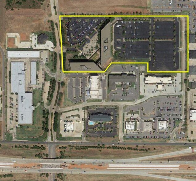 More Photos Of 14000 N Quail Springs Pky, Oklahoma City Office For Lease