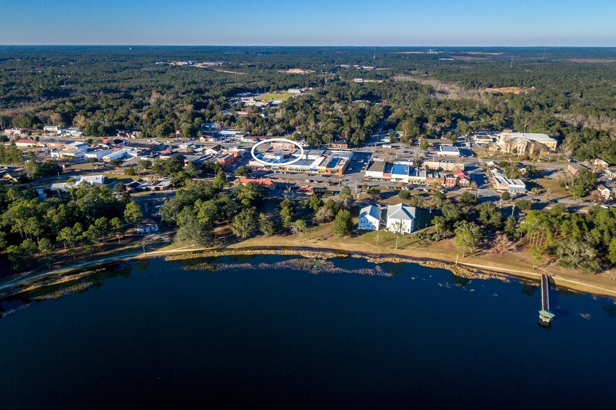 More Photos Of 400 E Nelson Ave, Defuniak Springs Hotel For Sale