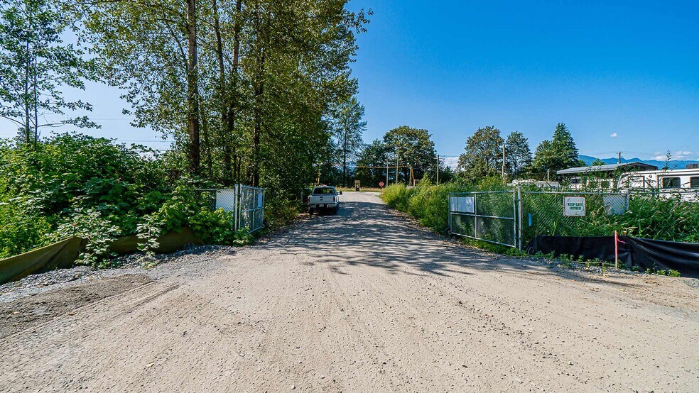 More Photos Of 54370 Bridal Falls Rd, Rosedale Land For Lease