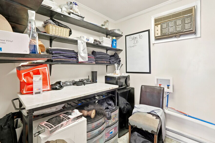 More Photos Of 381 Main St, Poughkeepsie Office For Sale