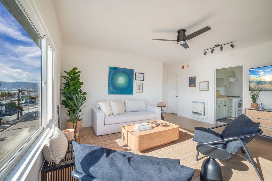 More Photos Of 1661 Appian Way, Santa Monica Apartments For Sale