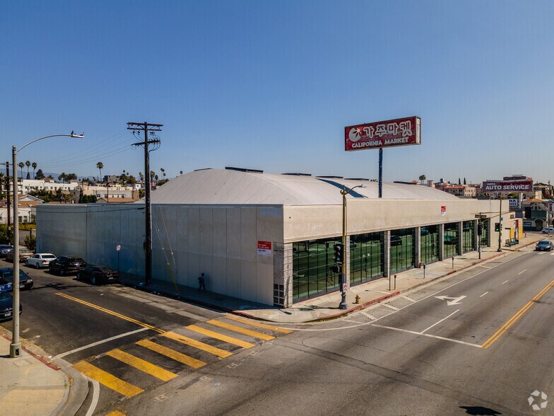More Photos Of 4317 Beverly Blvd, Los Angeles Freestanding For Lease