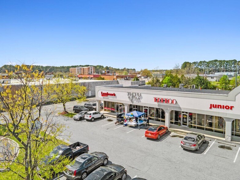 More Photos Of 240 Greenville Blvd SE, Greenville Unknown For Lease