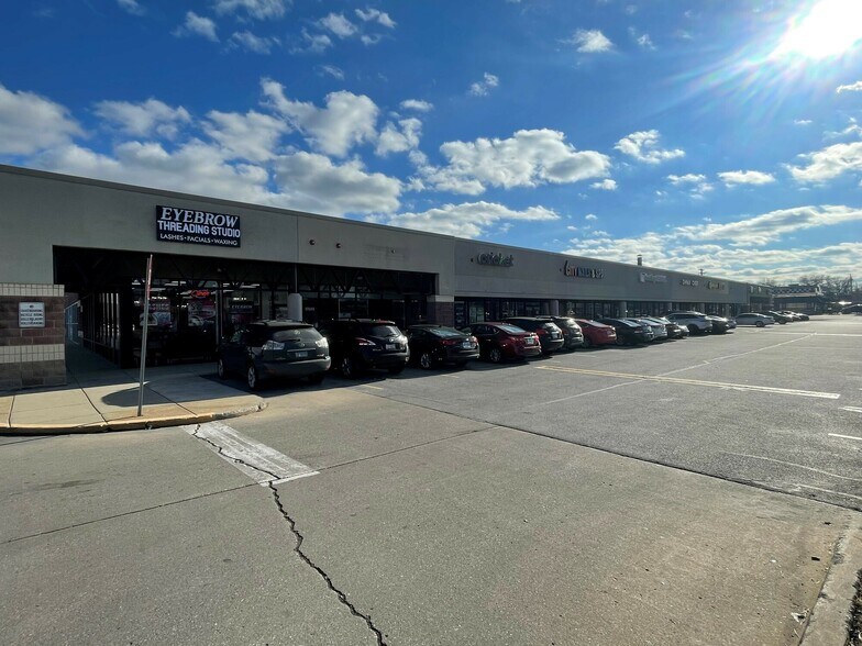 More Photos Of 17555 S Torrence Ave, Lansing Unknown For Lease