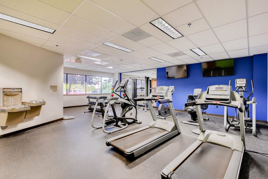 More Photos Of 9777 Pyramid Ct, Englewood Office For Lease
