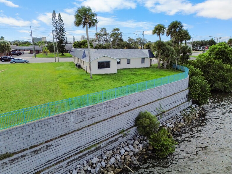 More Photos Of 1331 S Harbor City Blvd, Melbourne Office Residential For Lease