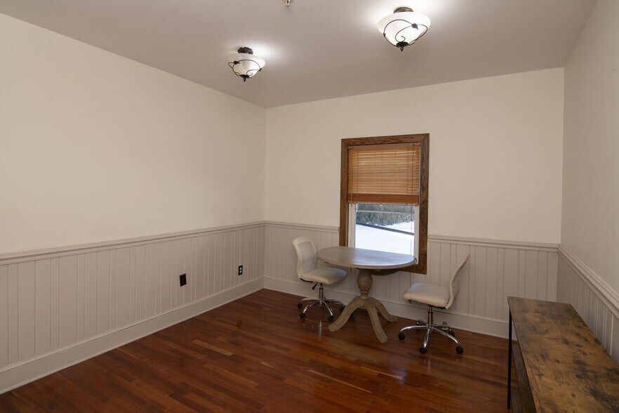 More Photos Of 158 Academy Lane Dr, Pence Springs Hotel For Sale