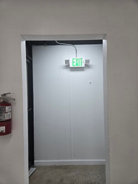 More Photos Of 4500 District Blvd, Vernon Manufacturing For Lease