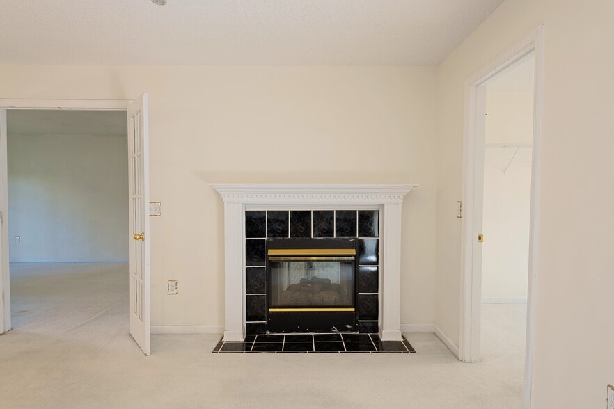 More Photos Of 10674 Wall Triana Hwy, Toney Hospitality For Sale