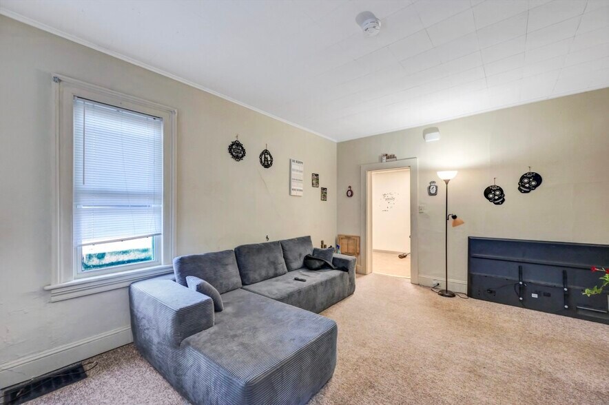 More Photos Of 535 Green Ridge St, Scranton Storefront Retail Residential For Sale