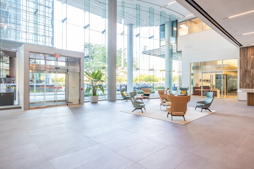 More Photos Of 840 Gessner Rd, Houston Office For Lease