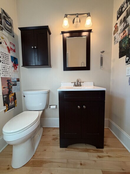 More Photos Of 3237 Eastern Ave, Baltimore Office For Lease