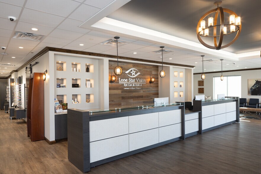 More Photos Of 235 S Preston Rd, Celina Medical For Lease