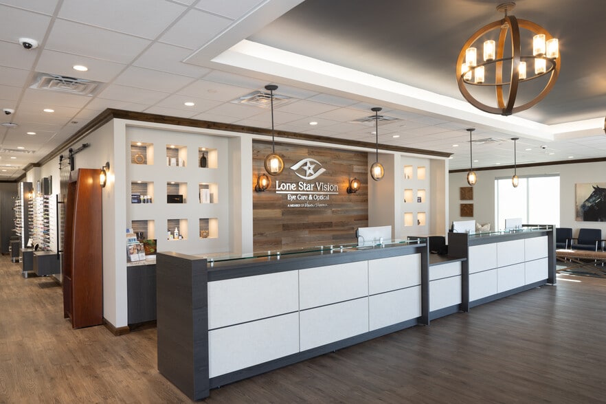 More Photos Of 235 S Preston Rd, Celina Medical For Lease