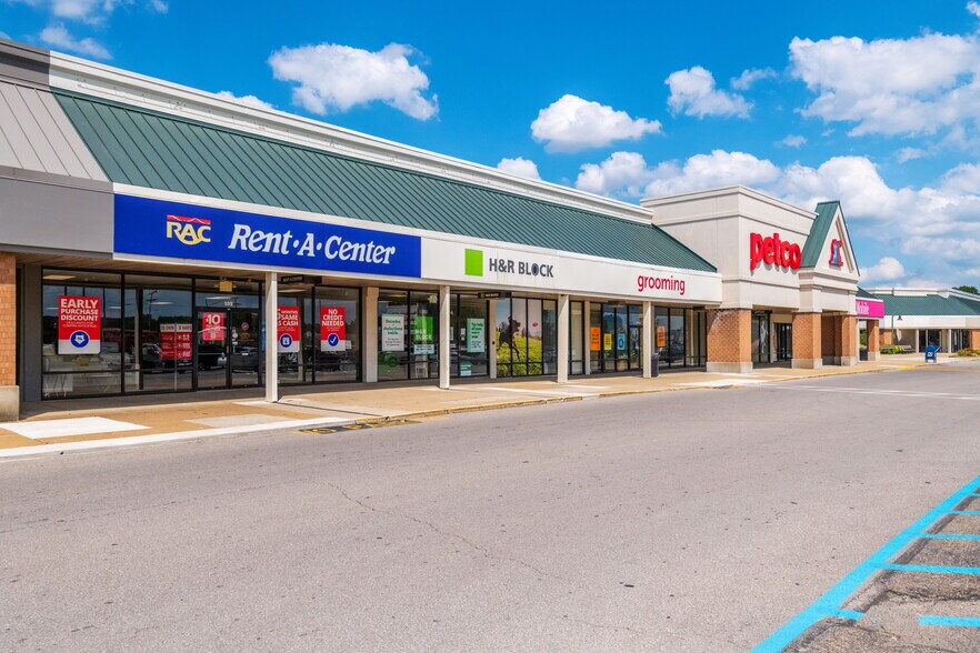 More Photos Of 607 Hebron Rd, Heath Unknown For Lease