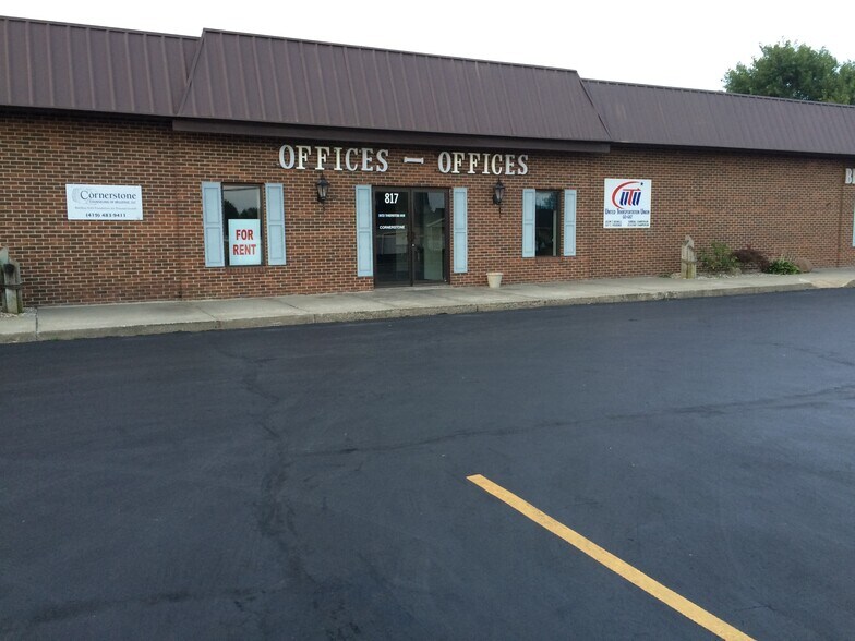 More Photos Of 817 Kilbourne St, Bellevue Medical For Lease