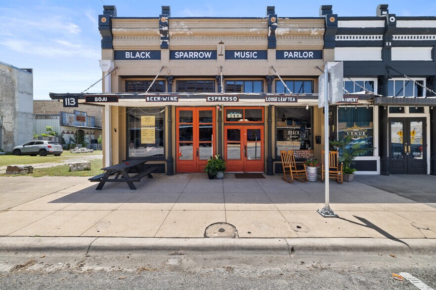 Primary Photo Of 113 W 2nd St, Taylor Freestanding For Sale