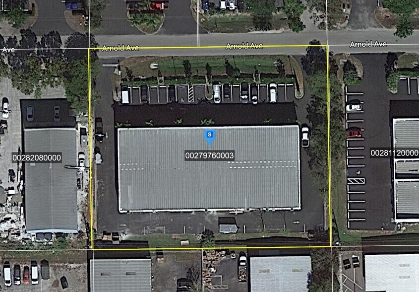 More Photos Of 4530 Arnold Ave, Naples Light Manufacturing For Lease