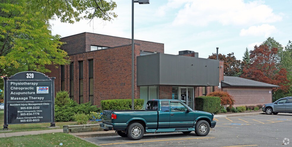 Primary Photo Of 320 Vine St, St Catharines Office For Lease