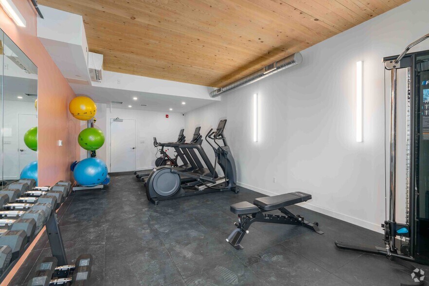 More Photos Of 154 Broadway, Somerville Apartments For Lease