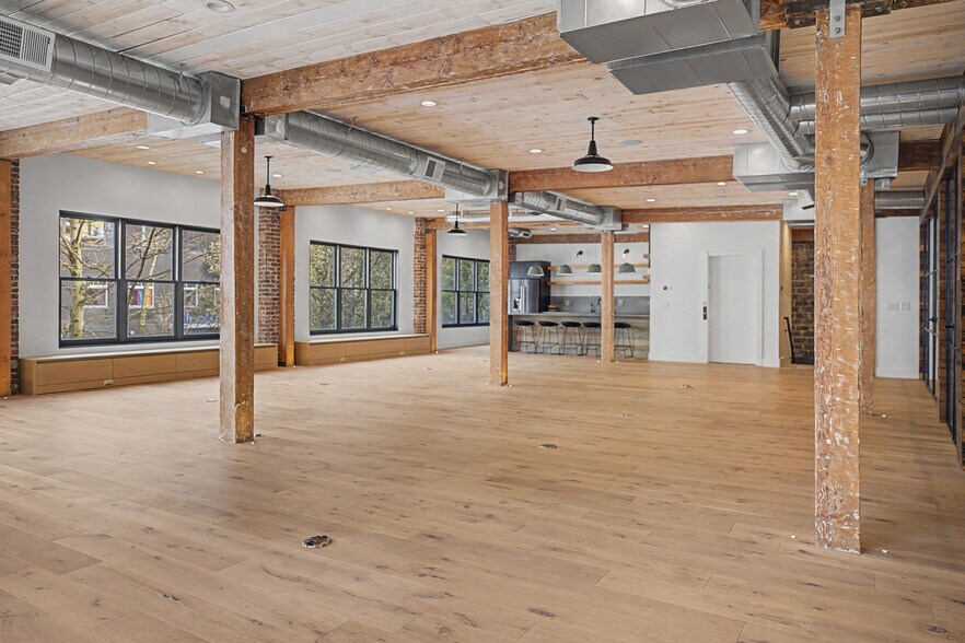 More Photos Of 2131-2137 2nd Ave, Seattle Office For Lease