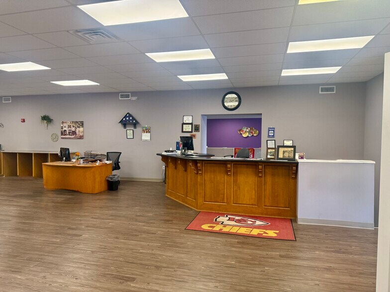 More Photos Of , Raytown General Retail For Sale
