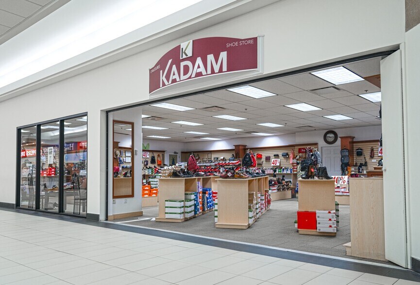 More Photos Of 157 Water St, Campbellton Hotel For Lease