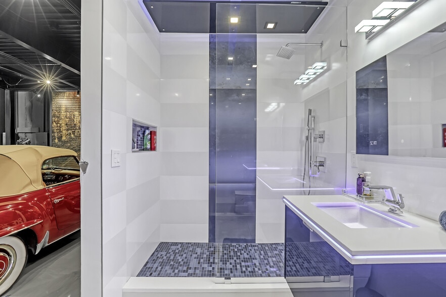 More Photos Of , Riviera Beach Industrial For Sale