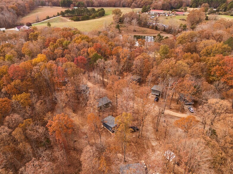 More Photos Of 3158 Summertown Hwy, Summertown Hotel For Sale