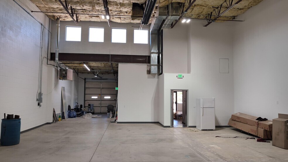 More Photos Of 5757 Arapahoe Ave, Boulder Warehouse For Lease