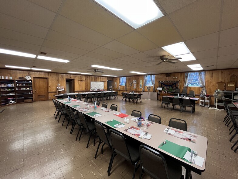 More Photos Of 2709 116th St, Toledo Religious Facility For Sale