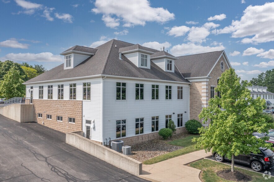 More Photos Of 5445 Detroit Rd, Sheffield Lake Office For Sale