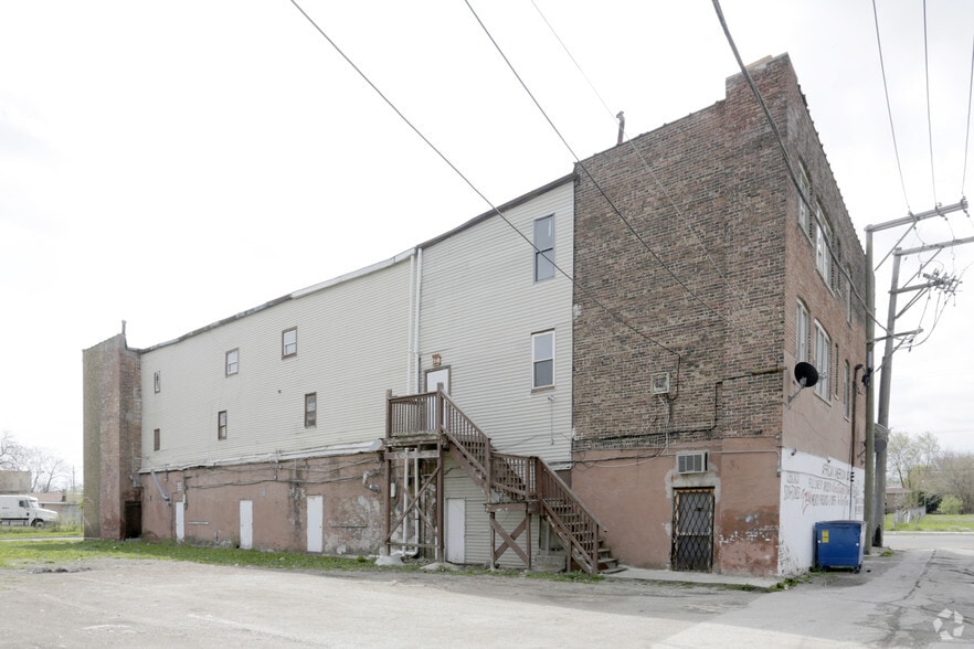 More Photos Of 4300-4310 W 16th St, Chicago Apartments For Sale