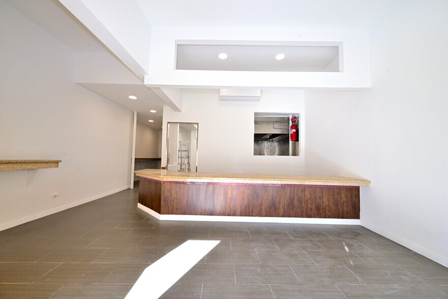 More Photos Of 1487-1491 E Colorado Blvd, Pasadena Storefront Retail Office For Lease