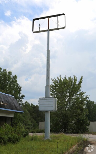 More Photos Of 990 N Talbotton St, Greenville Fast Food For Sale