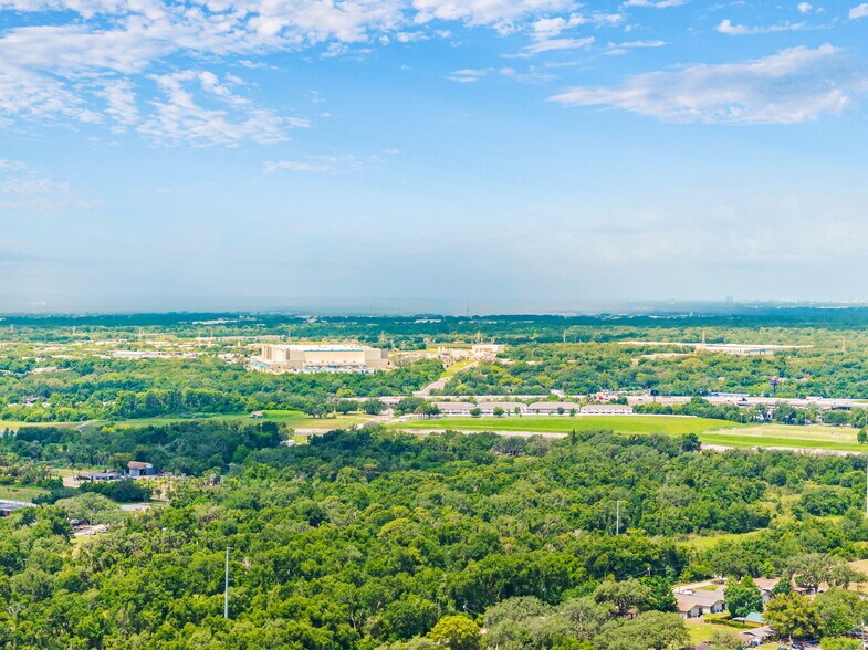 More Photos Of 9610 Harney Rd, Thonotosassa Warehouse For Sale