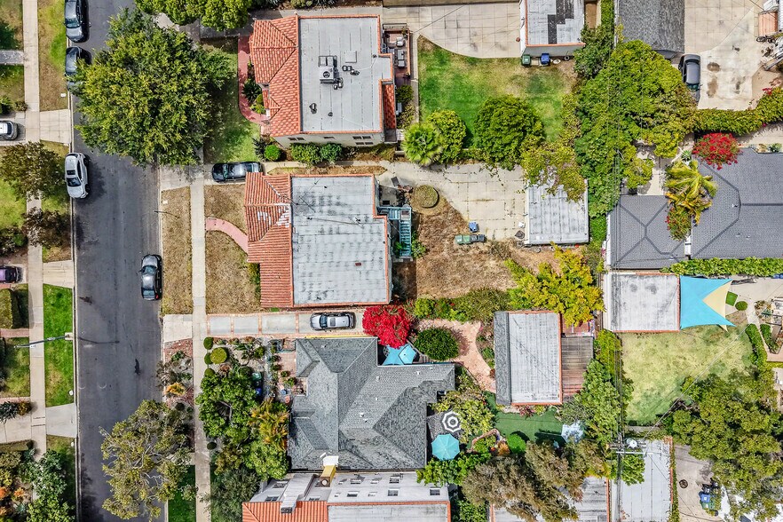 More Photos Of 1259 S Orange Dr, Los Angeles Apartments For Sale