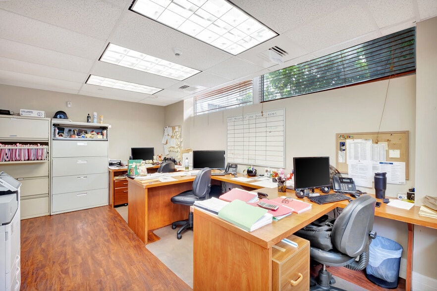 More Photos Of 4300 Biscayne Blvd, Miami Office Residential For Sale