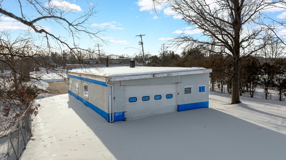 More Photos Of 157 Washington Ave, North Haven Auto Repair For Sale