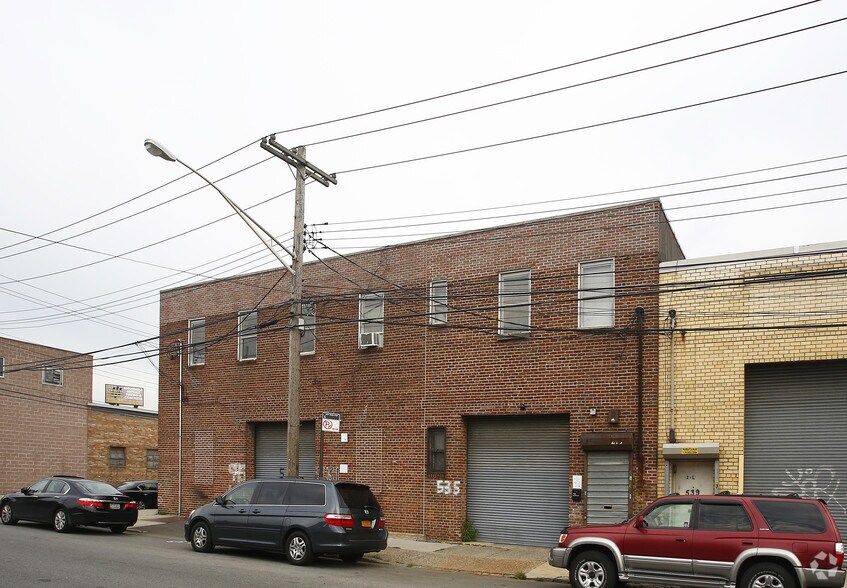 More Photos Of 531-535 Wortman Ave, Brooklyn Warehouse For Lease