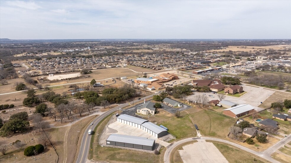 More Photos Of 3631 Fall Creek Hwy, Granbury Self Storage For Sale