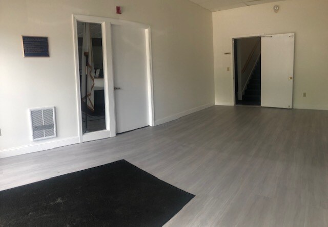 More Photos Of 38 R Merrimac St, Newburyport Office For Lease