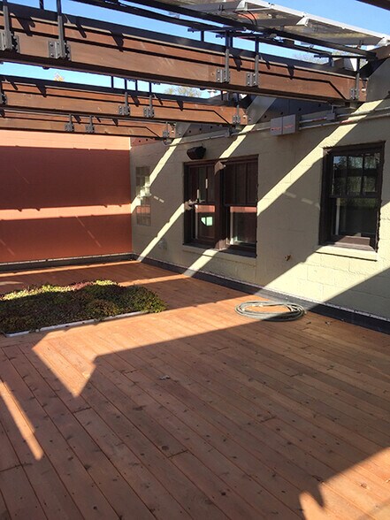 More Photos Of 800 19th St, Des Moines Storefront Retail Office For Lease